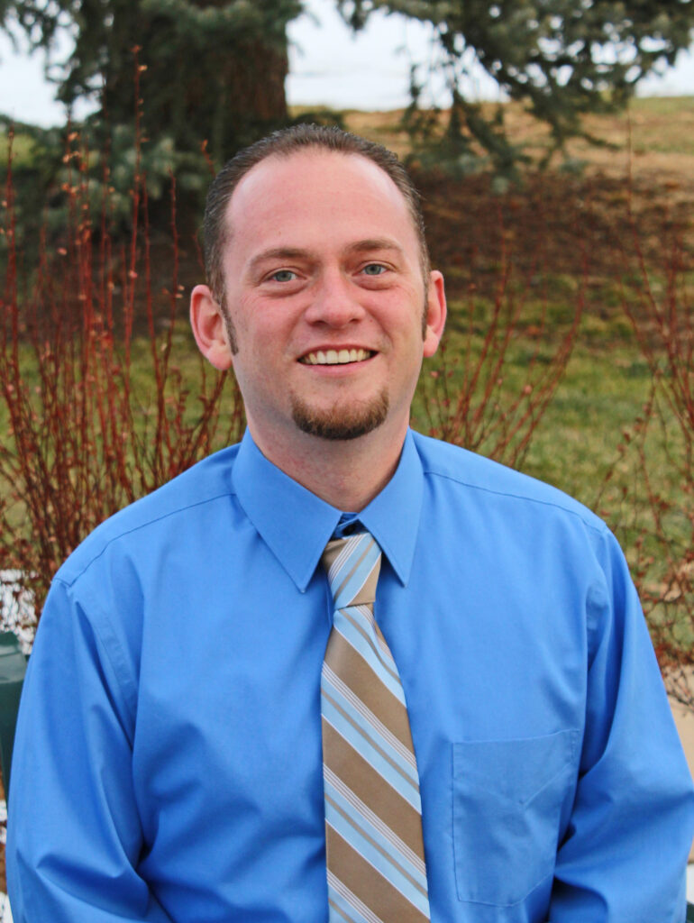 Portrait of therapist Ben Guizar